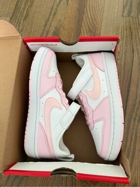 Brand new in box*Nike Girl’s Velcro Court Borough Low Recraft Sneakers
